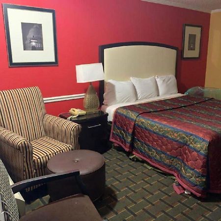 Stay Express Inn & Suites Demopolis 外观 照片