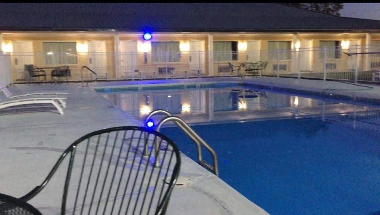 Stay Express Inn & Suites Demopolis 外观 照片